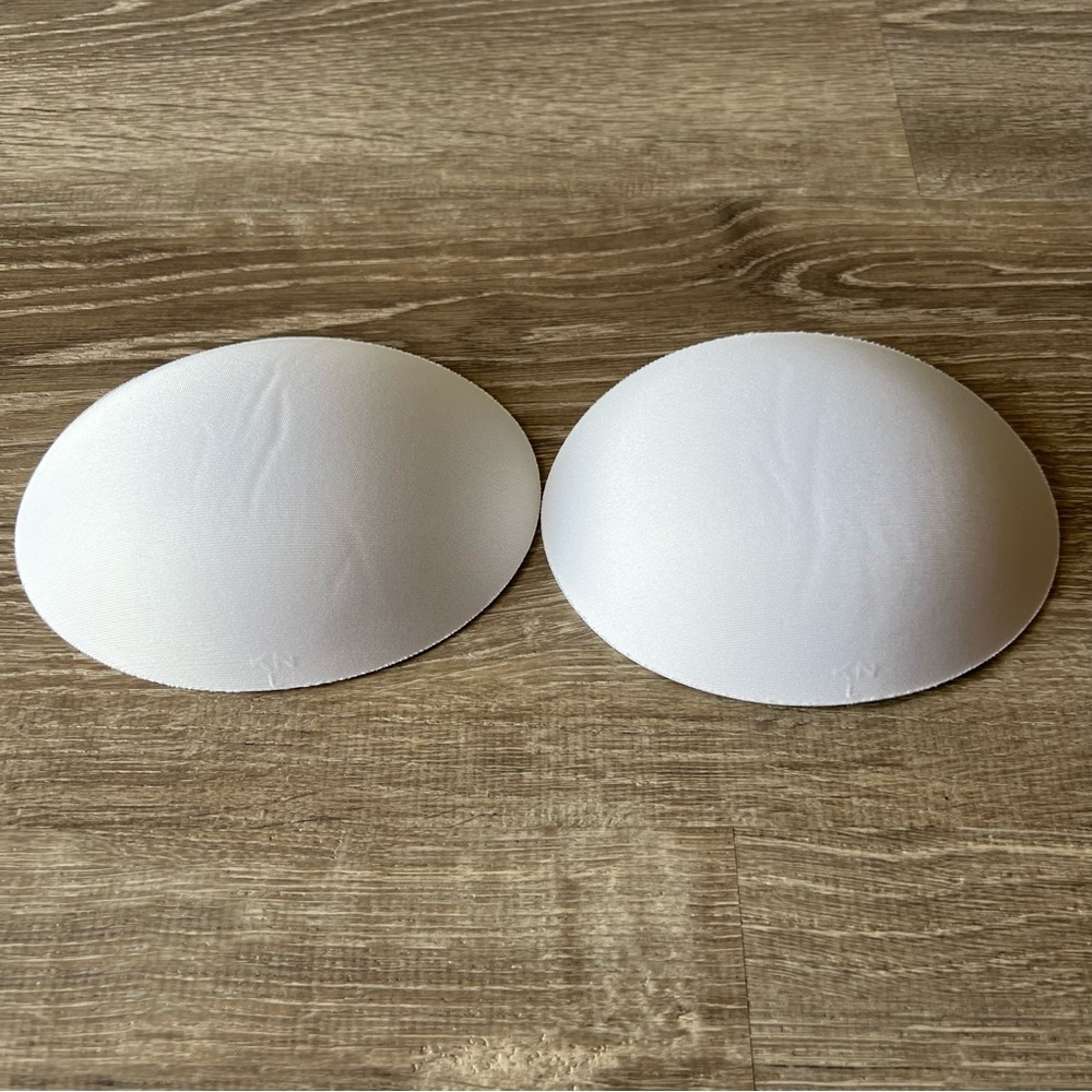 Klassy Network Signature Large Brami White Brand New Padding Set